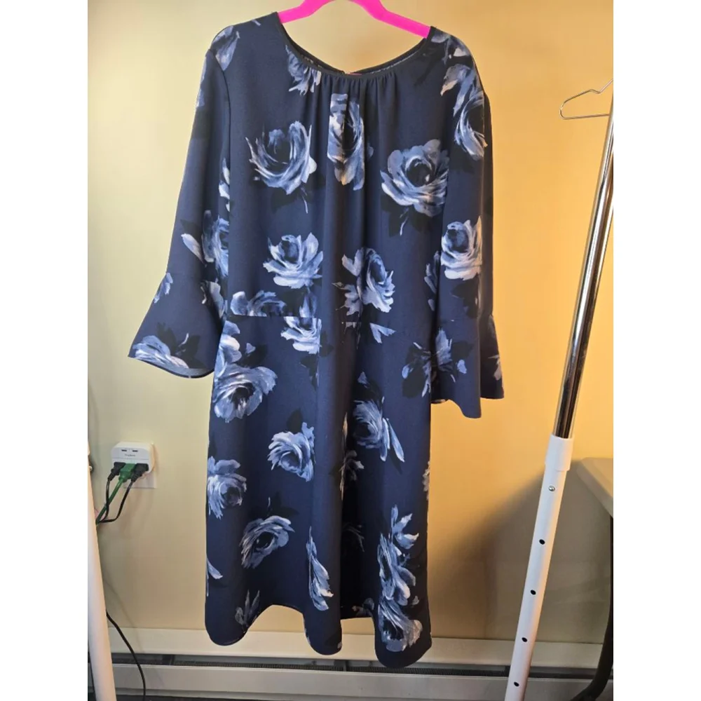 Women's Kate Spade Navy Blue Floral Long Sleeve Dress Size 6